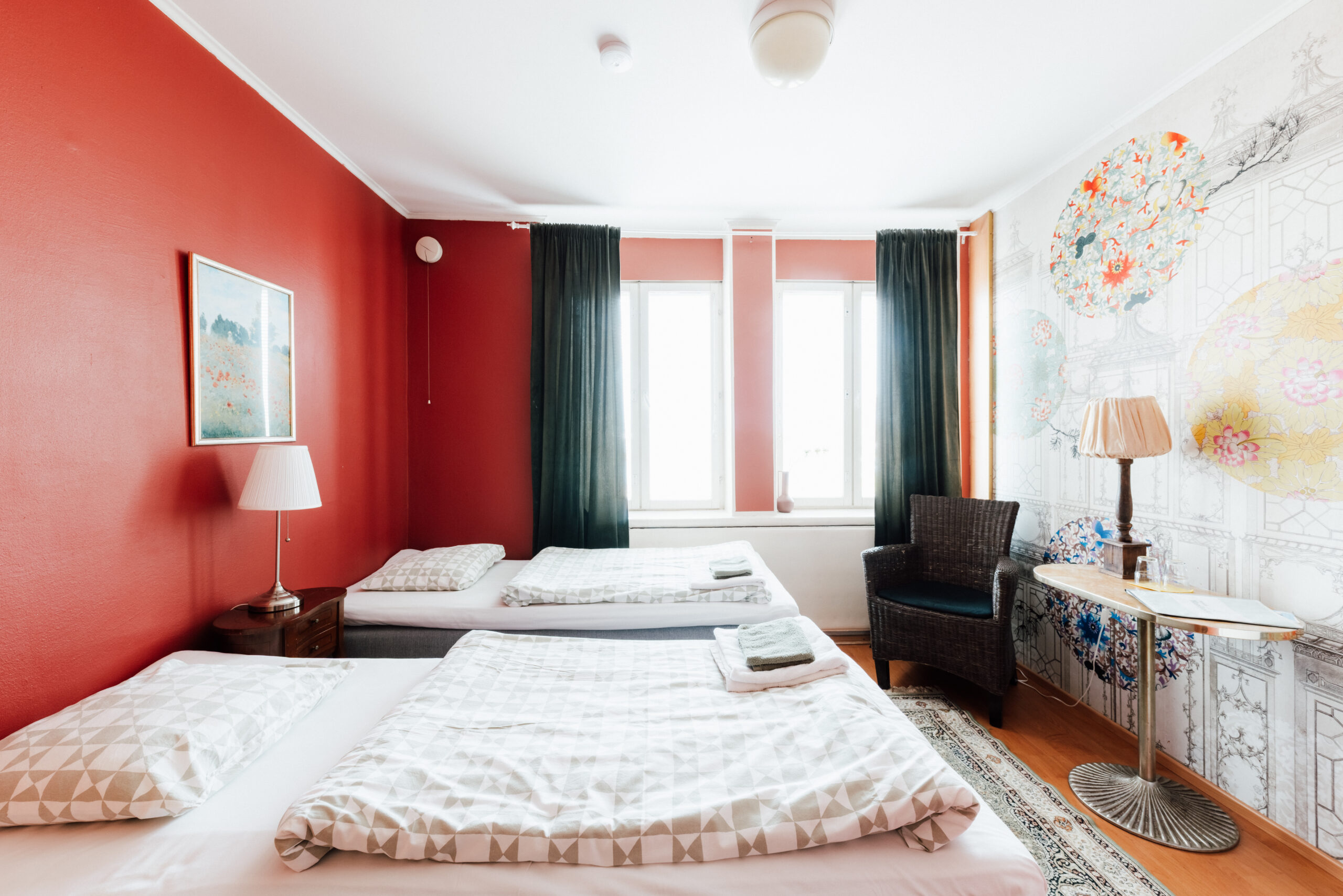 Pieni kahden hengen huone